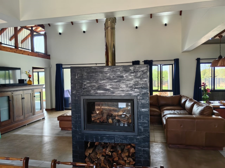 5 Bedroom Property for Sale in La Camargue Private Country Estate North West